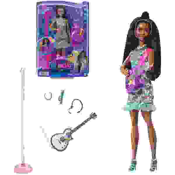Barbie Brooklyn z mikrofonom