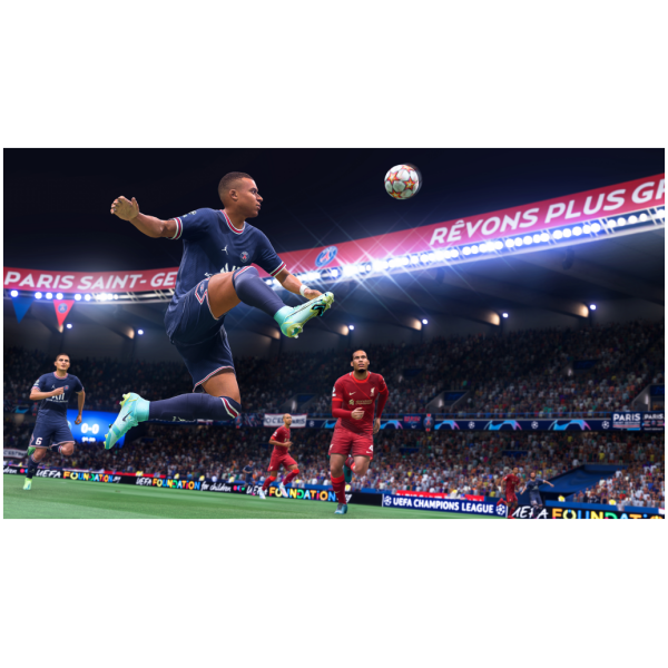 FIFA 22 (Xbox One & Xbox Series X) - Image 3